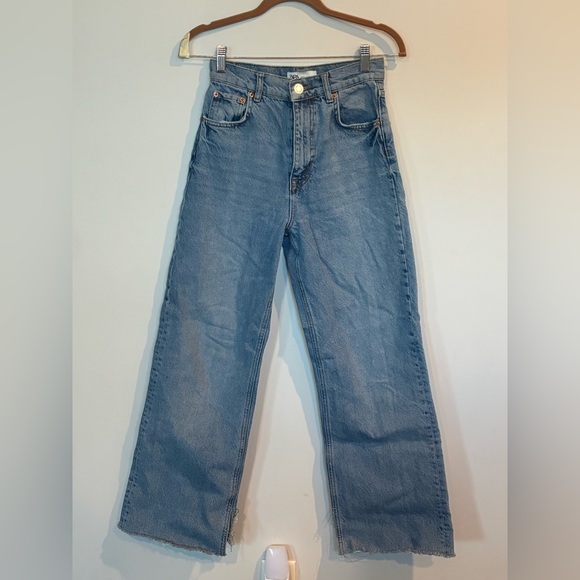 Zara Women's Blue Jeans - Picture 1 of 6